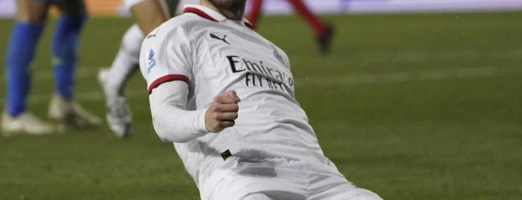 Resmi! AC Milan Ikat Santiago Gimenez Sampai 2029